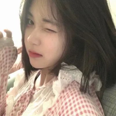 10号舱里的女人
